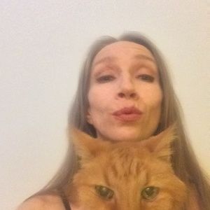 Meet your Posher, Ilona